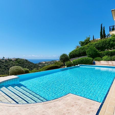 4 Bedroom Villa Helidoni With Private Infinity Pool, Aphrodite Hills Resort Kouklia Exterior photo