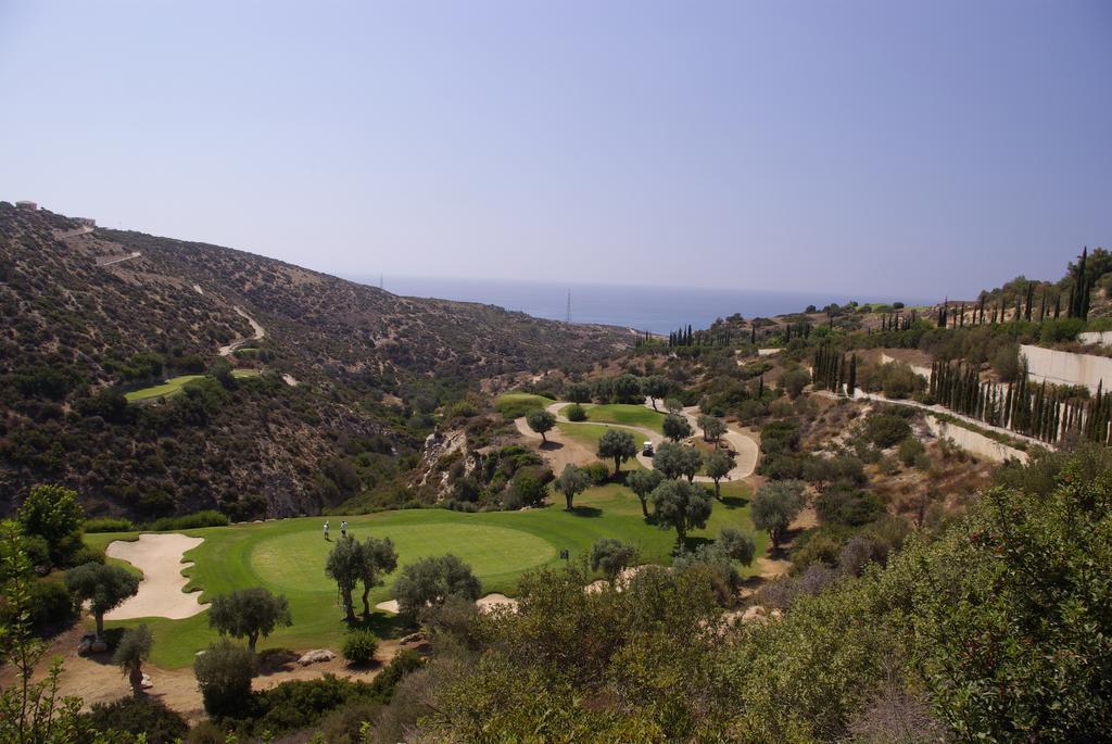 4 Bedroom Villa Helidoni With Private Infinity Pool, Aphrodite Hills Resort Kouklia Room photo