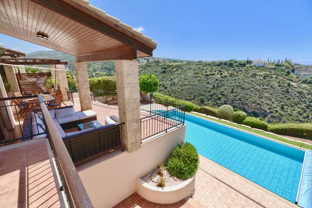 4 Bedroom Villa Helidoni With Private Infinity Pool, Aphrodite Hills Resort Kouklia Exterior photo