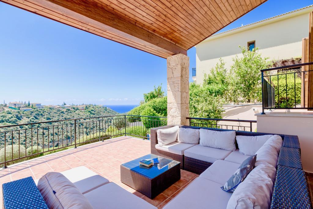4 Bedroom Villa Helidoni With Private Infinity Pool, Aphrodite Hills Resort Kouklia Exterior photo
